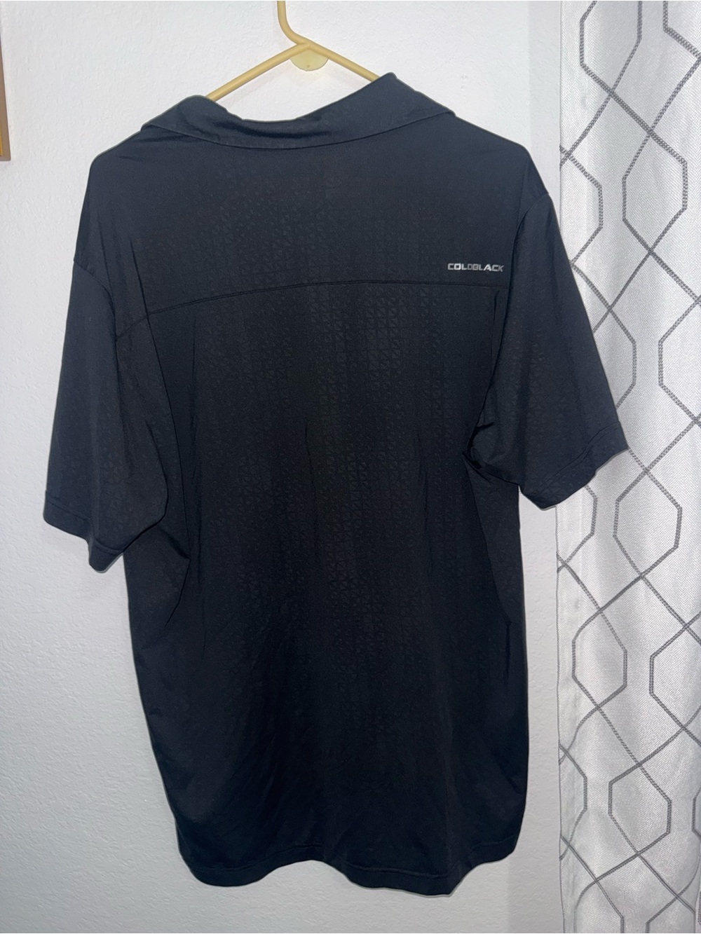 Under Armour Black Men’s Polo with Loara Vista Logo - Picture 3 of 3